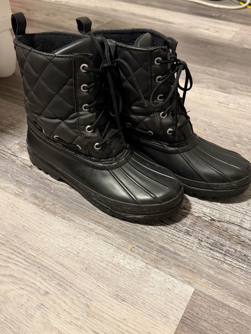 Sperry Saltwater Quilted Duck Boots Women’s 7 Black Waterproof Winter STS83693